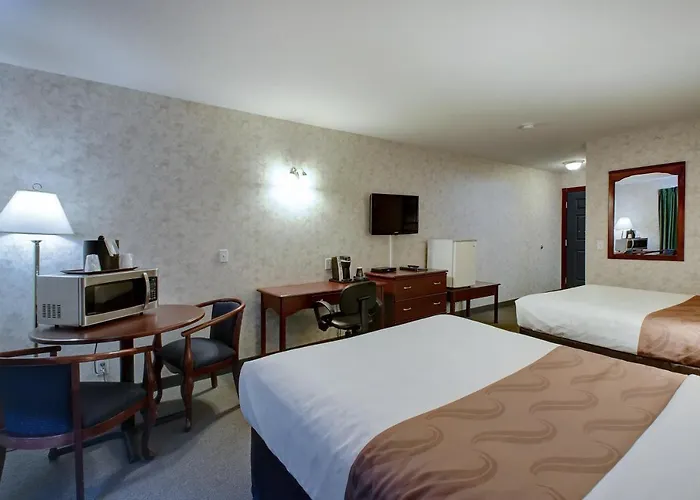 Ramada By Wyndham Nisku Edmonton Airport