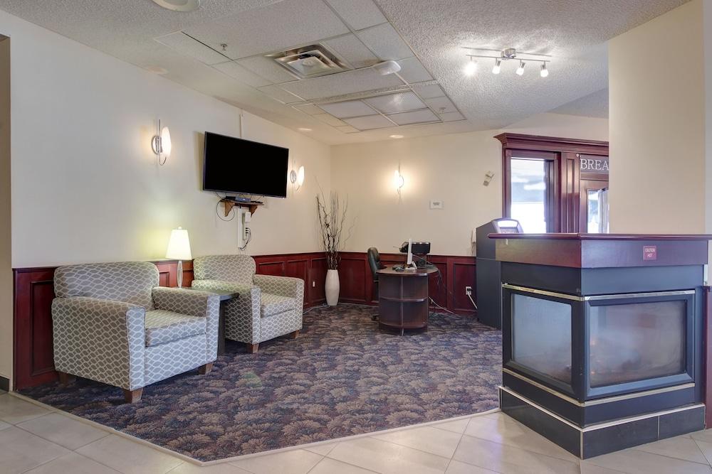 Ramada By Wyndham Edmonton Airport Hotel
